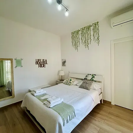 ゲストハウス Vivina_081 ナポリ